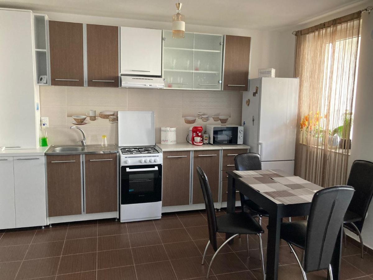 Apartament Brifla Comfort Mures Târgu-Mureş Eksteriør bilde